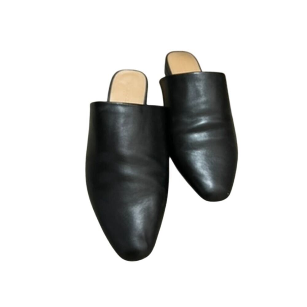 Banana Republic Black Low Heel Mule Faux Leather size 8.5